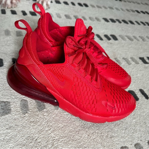 Nike Shoes - Nike Air Maxes